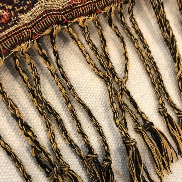 Trending Burgundy Blanket Scarf Reversible Wrap / Scarf with Fringed Edge - Picture 5 of 5